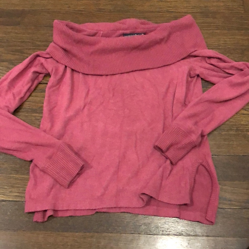 Off the shoulder/boatneck sweater